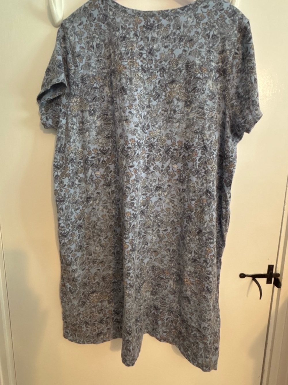 J.Jill Women’s Short Sleeve V-Neck Floral Dress in Light Blue - Picture 2 of 3